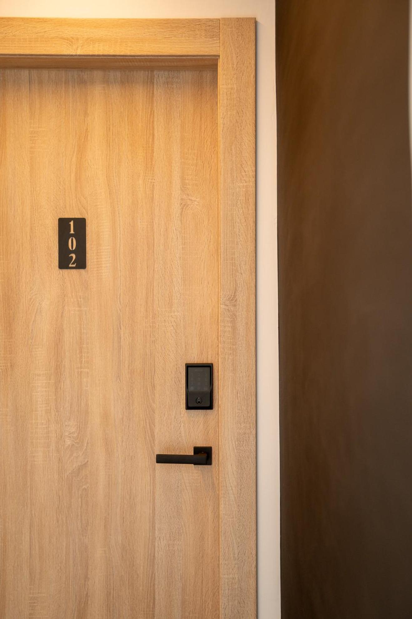 Incorsο - Smart Luxury Stay - Athens Airport - 24Hr Passcode Check In Markópoulon Buitenkant foto